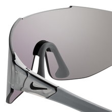 Nike Vision Sonnenbrille Athena Edge grau - 1 Brille mit Schutzhülle